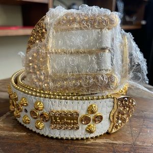 White and Gold  Lavasan